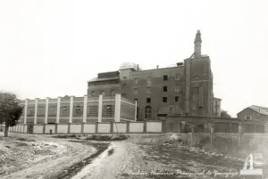Fábrica De Cervezas La Zaragozana Historica
