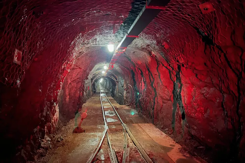 Historia Del Pozo San Luis En Langreo Tunel