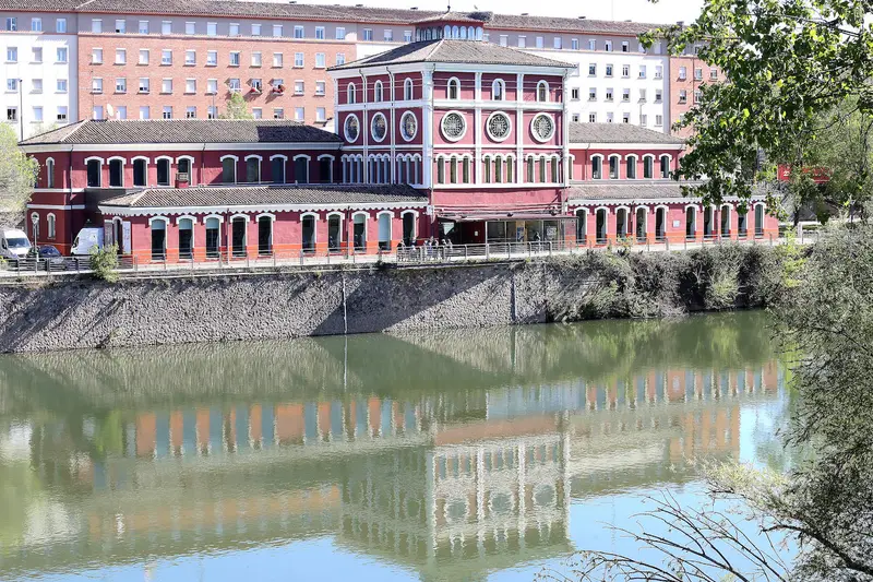 Matadero Municipal De Logroño Frente