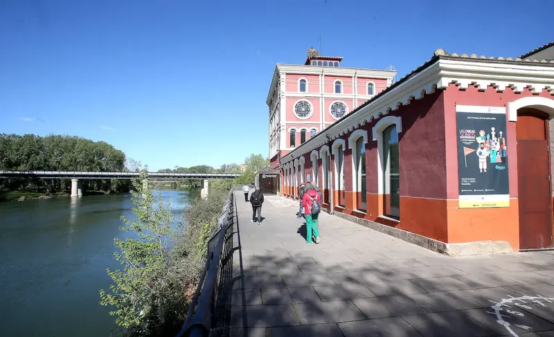 Matadero Municipal De Logroño Paseo