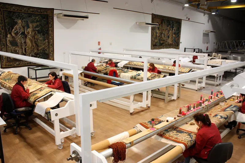 Real Fábrica De Tapices De Madrid Taller